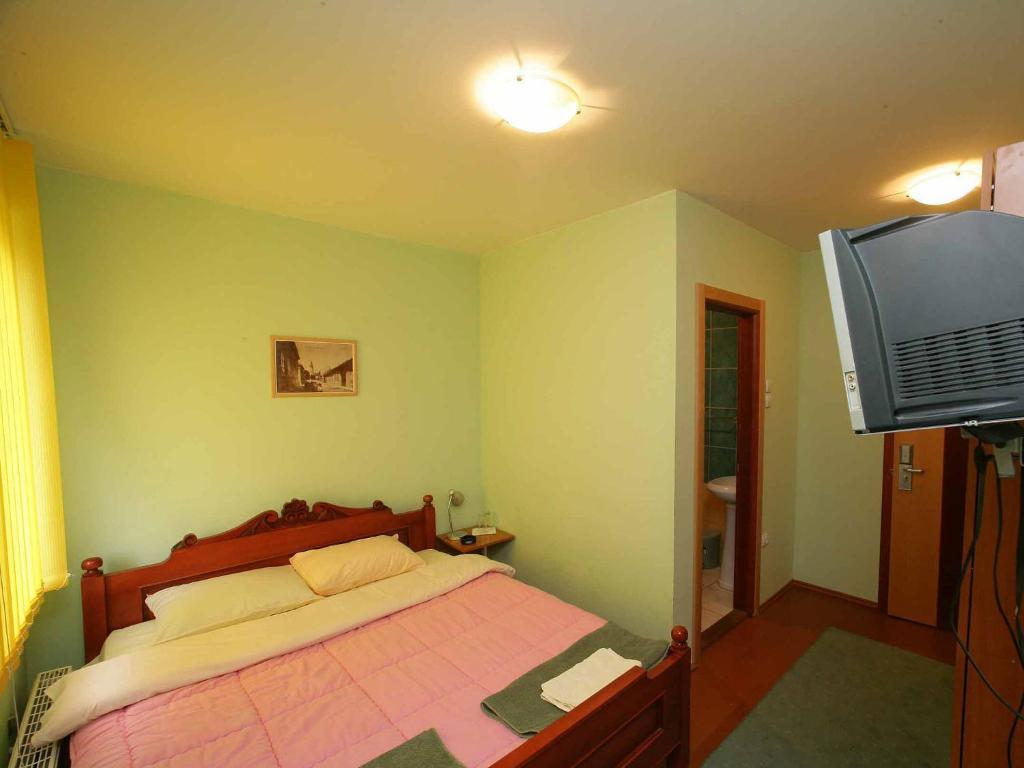 Villa Belilo 69 Sremski Karlovci Rom bilde